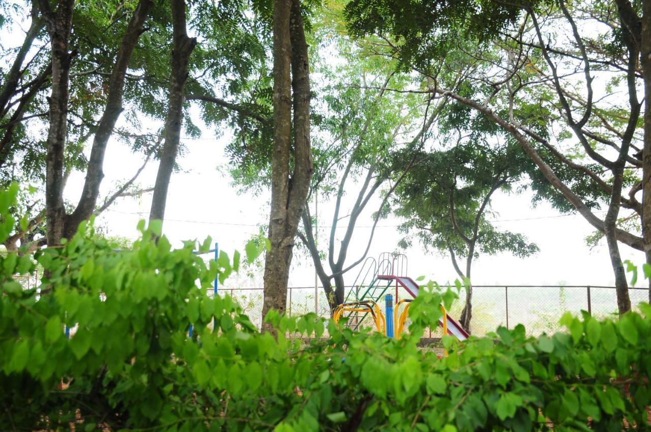Kstdc Hotel Mayura Nisarga Pearl Valley Anekal 外观 照片